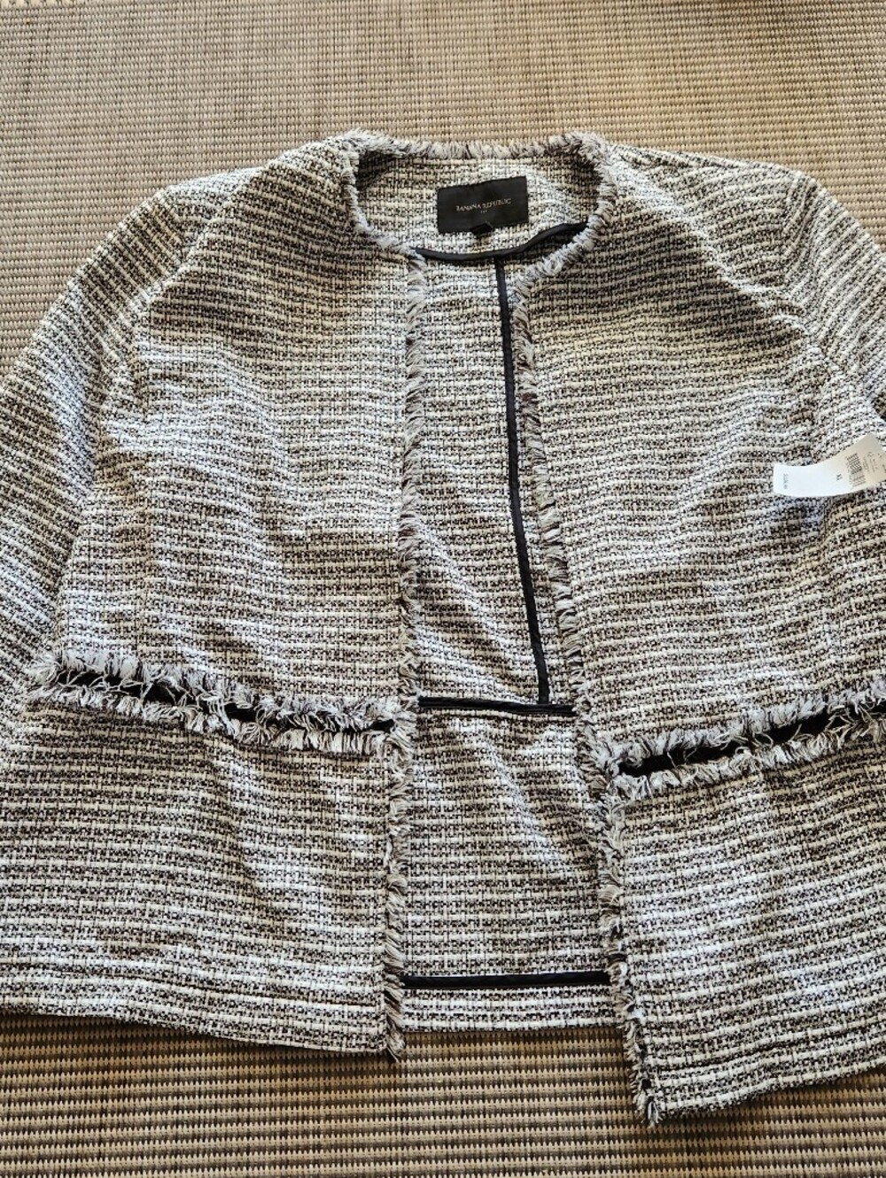 Banana Republic Tweed Fringe Jacket XL Black White Collarless Open Front Blazer